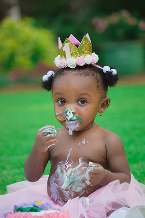 Layla | One Year | 2017