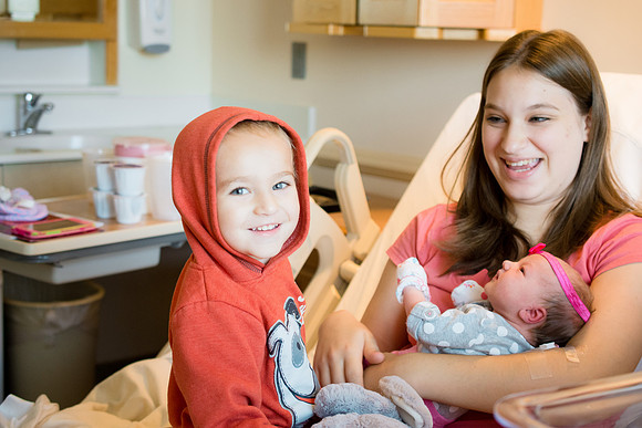 Cari | Newborn | Hospital | Fall 2017